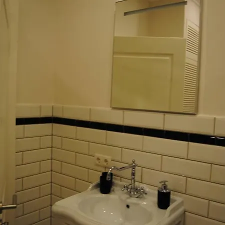 Schoene Zentral Gelegen *