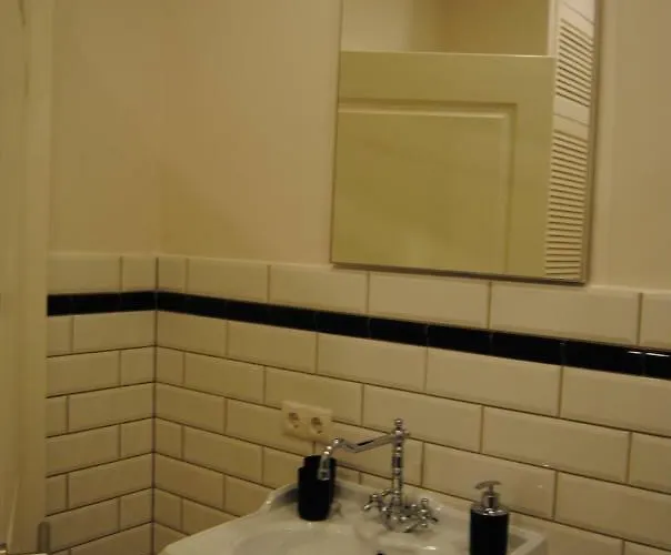 Schoene Zentral Gelegen *